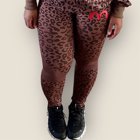 Leopard print leggings